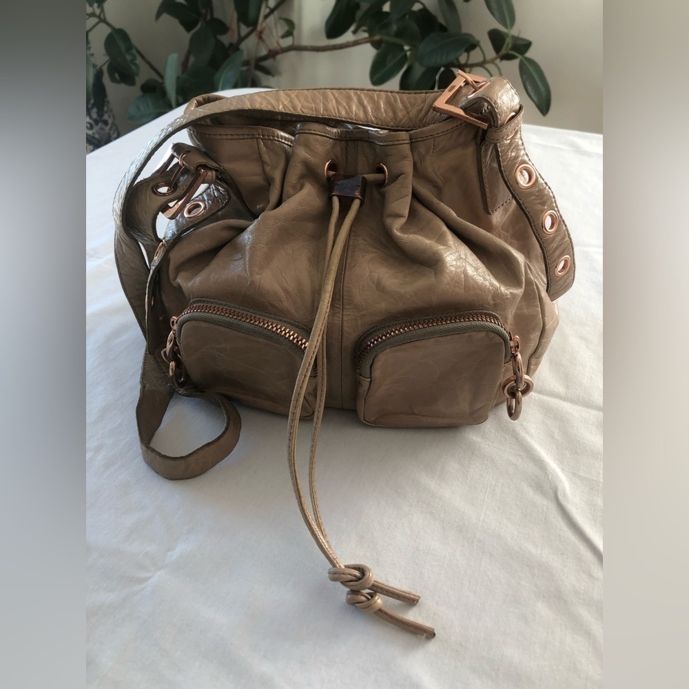 TED BAKER Crinkled Leather Chunky Chain Drawstring Bag - Picture 2 of 16